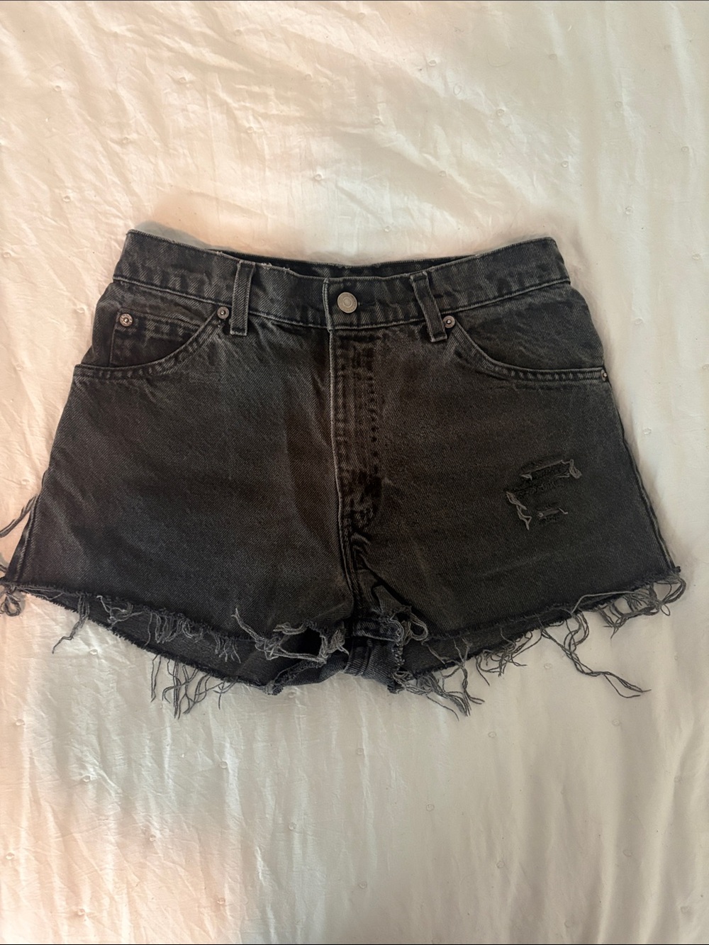 Levi's Black Cutoff High-Waist Denim Shorts with Frayed Hem